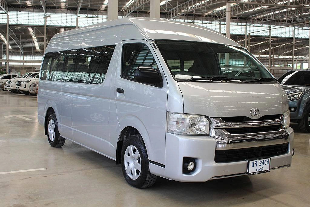 Toyota Commuter image